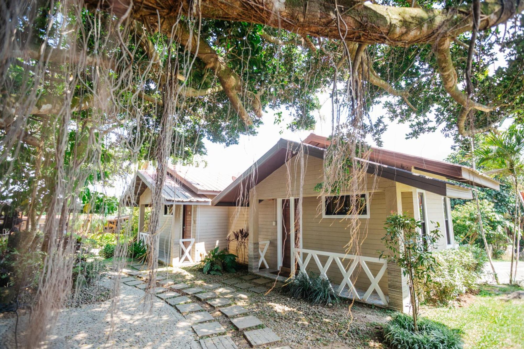Spacio Caliraya Bed & Breakfast Lumban Zewnętrze zdjęcie