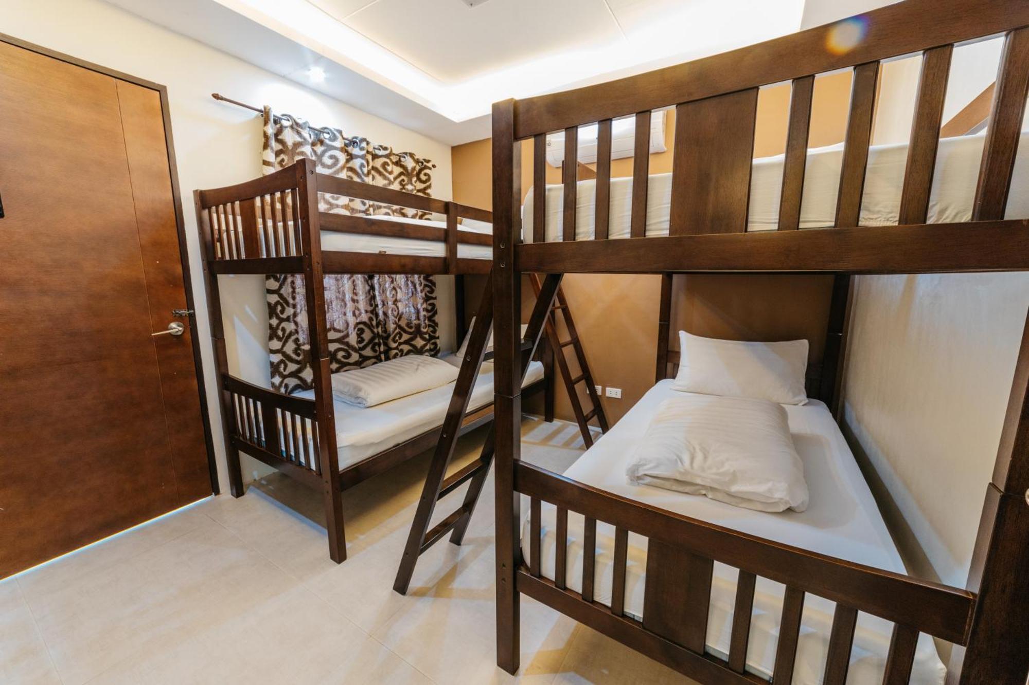 Spacio Caliraya Bed & Breakfast Lumban Zewnętrze zdjęcie