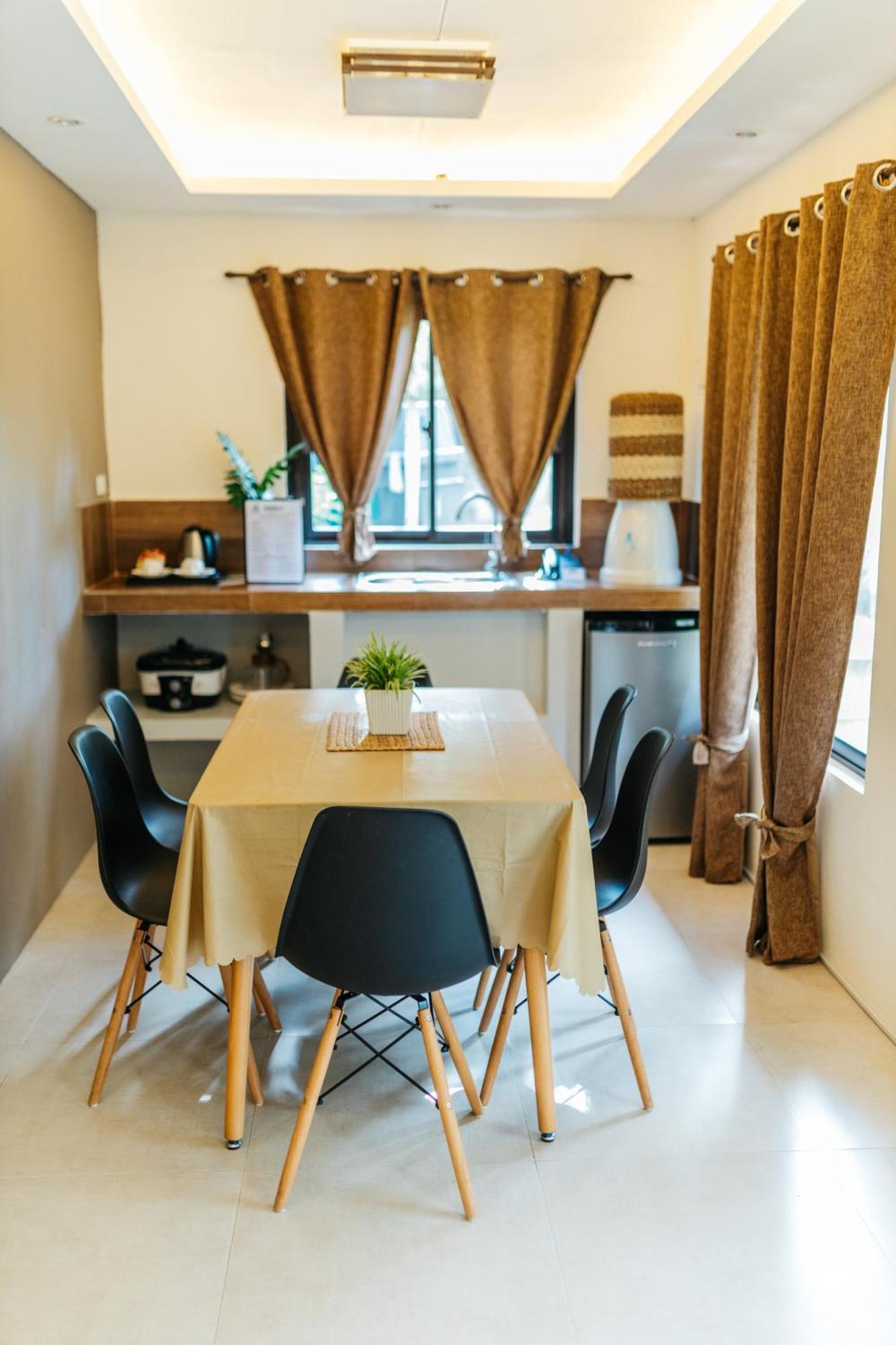 Spacio Caliraya Bed & Breakfast Lumban Zewnętrze zdjęcie