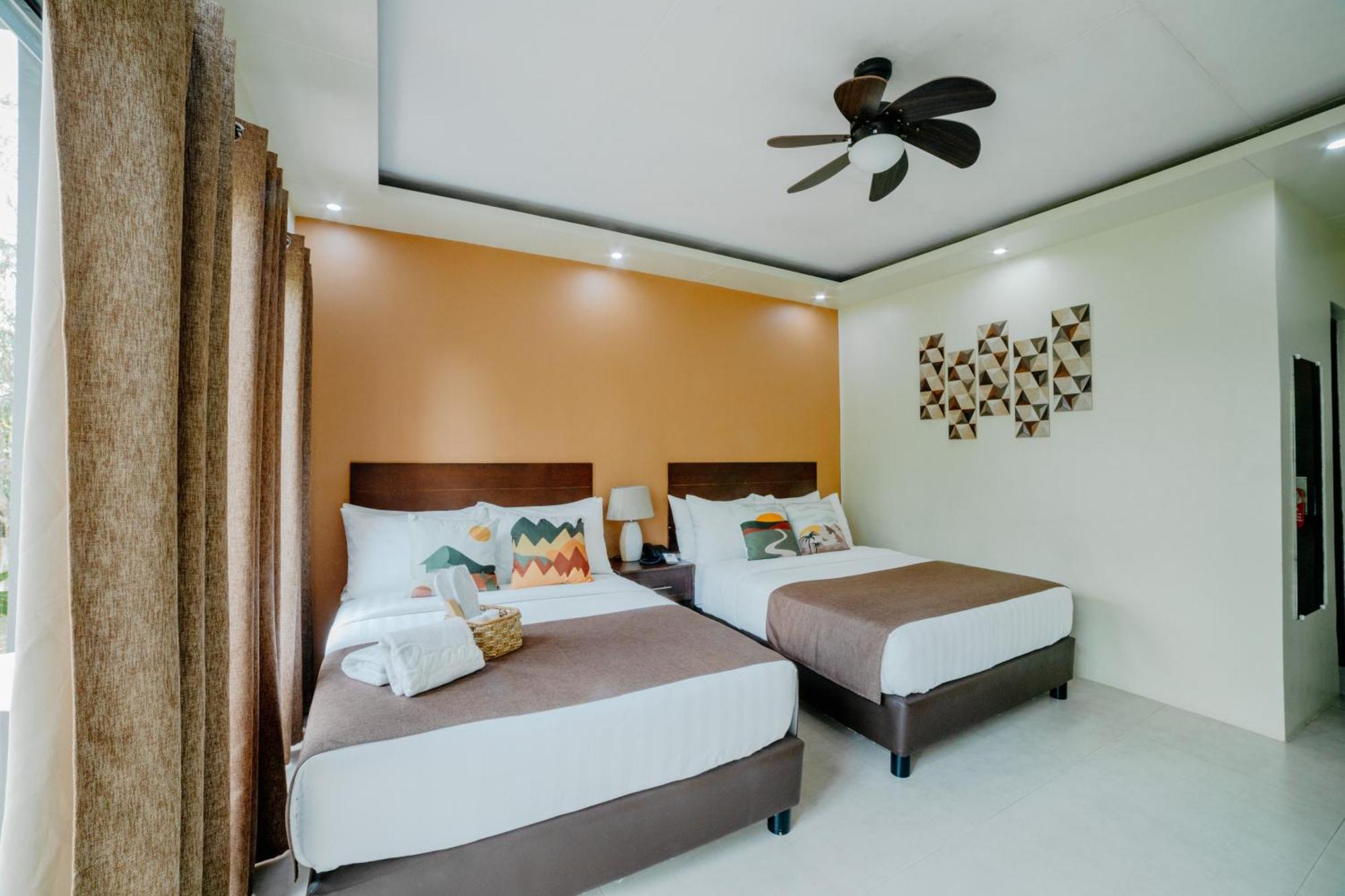 Spacio Caliraya Bed & Breakfast Lumban Zewnętrze zdjęcie