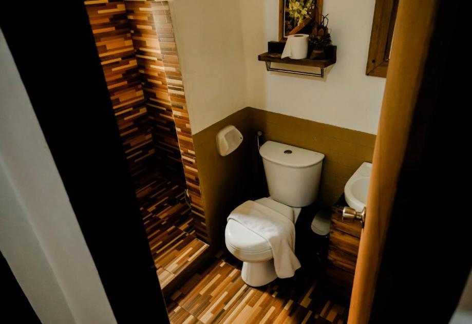 Spacio Caliraya Bed & Breakfast Lumban Zewnętrze zdjęcie