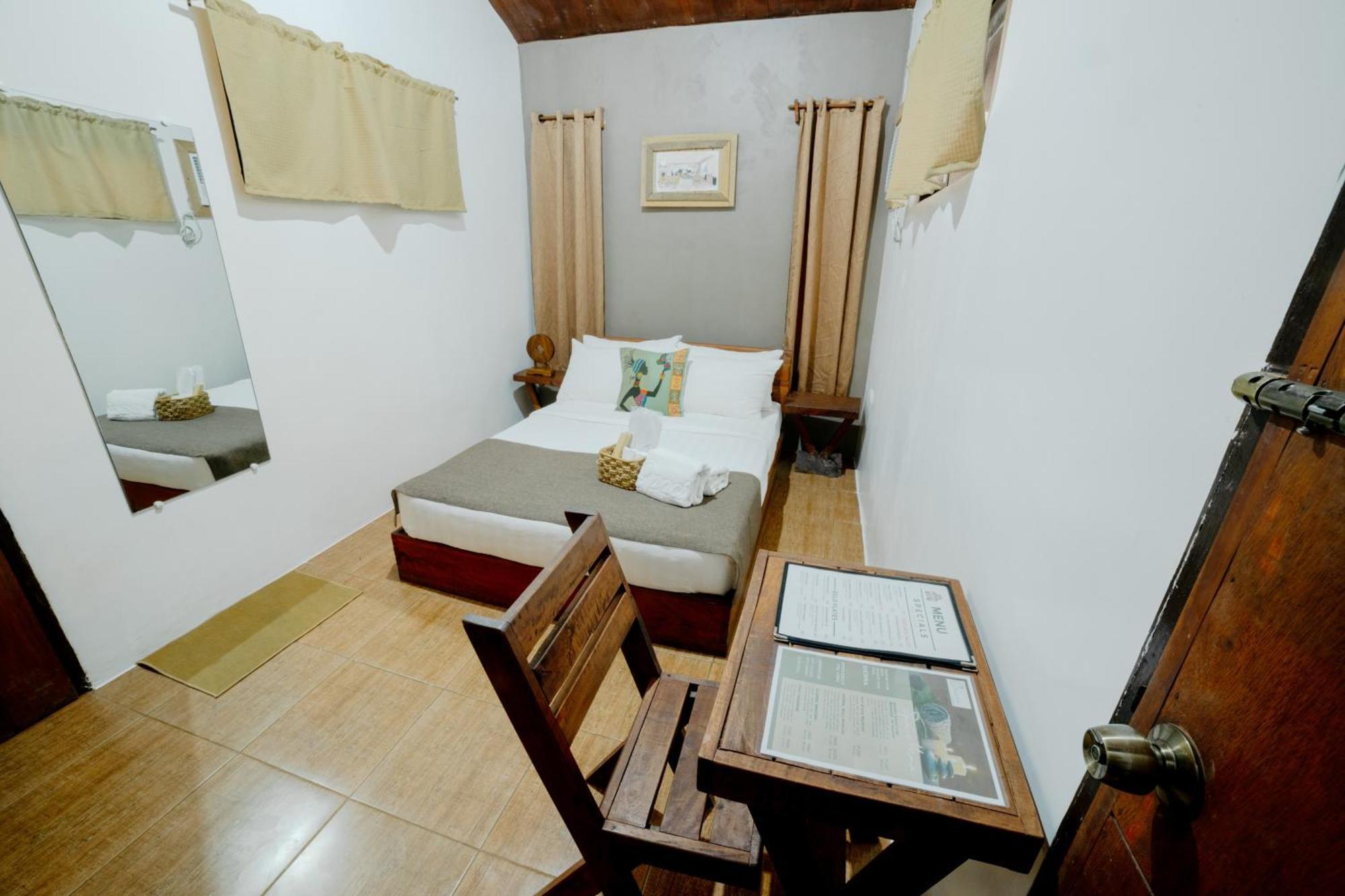 Spacio Caliraya Bed & Breakfast Lumban Zewnętrze zdjęcie