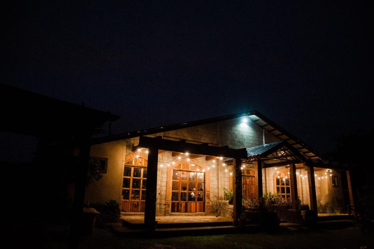 Spacio Caliraya Bed & Breakfast Lumban Zewnętrze zdjęcie